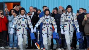 Rusia lanza la nave tripulada Soyuz MS-27 rumbo a la EEI – DW – 08/04/2025