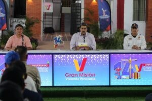 Salario mínimo en el olvido: Maduro aumenta "ingreso indexado" con bono de guerra en $120