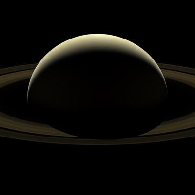 Saturno tiene ahora un número ridículo de lunas