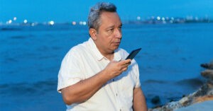 Señor que no quiere pecar obliga a sus dos familias a comer pescado el viernes santo