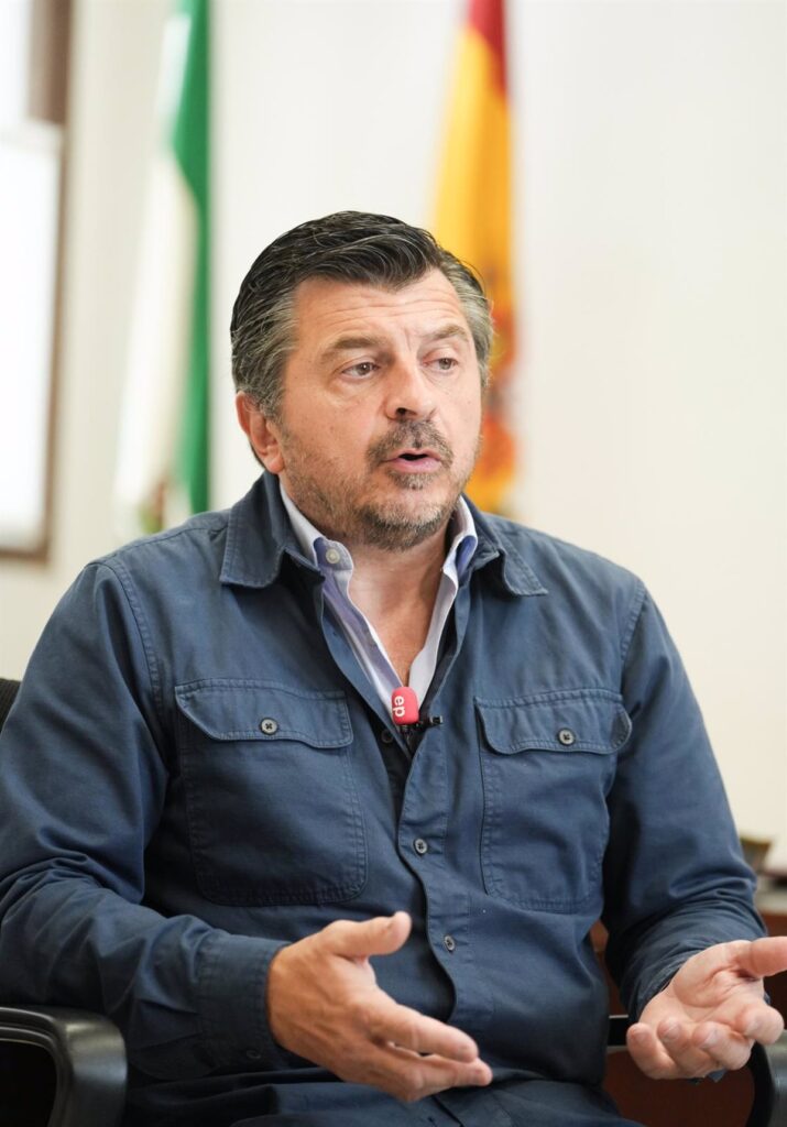 "Su objetivo sería no sacar menos que Espadas"