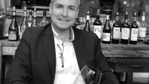 Tiempos turbulentos para el vino / Una copa