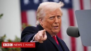 Trump amenaza a China con un impuesto adicional del 50% si no retira sus aranceles de represalia