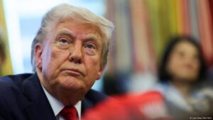Trump pide libre tránsito de sus buques a Panamá y Egipto – DW – 27/04/2025