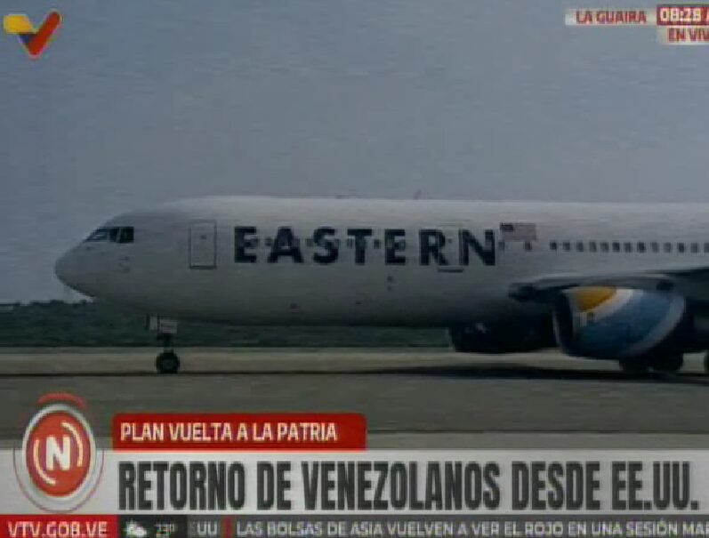 ÚLTIMA HORA | Aterrizó en Maiquetía un avión con 191 migrantes deportados por EE.UU.: dos tienen código rojo de Interpol - AlbertoNews