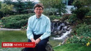 "Una computadora para cada hogar": la histórica entrevista de Bill Gates con la BBC en la que explicaba cómo Microsoft cambiaría el mundo