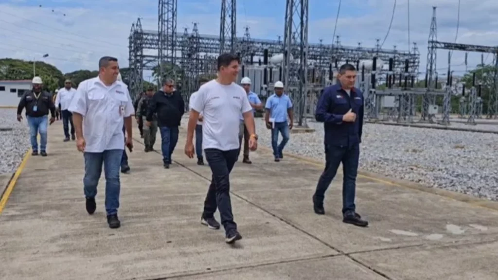 Verifican mantenimiento a instalaciones eléctricas