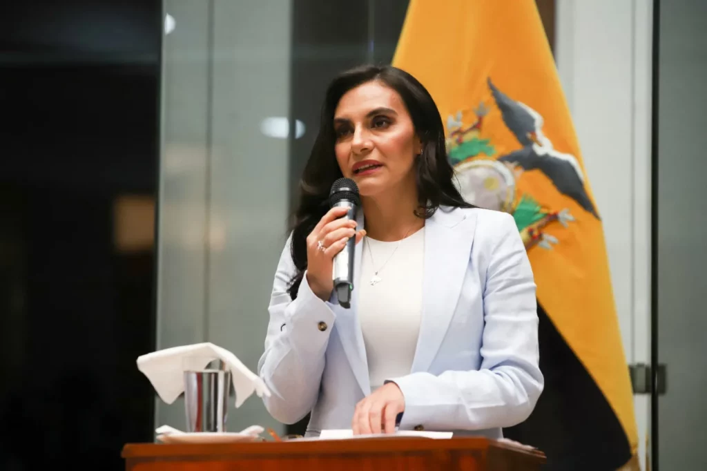 Vicepresidenta de Ecuador lleva su caso a la ONU y denuncia violación de derechos humanos - AlbertoNews