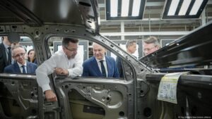 Volkswagen investirá 580 millones de dólares en Argentina – DW – 03/04/2025