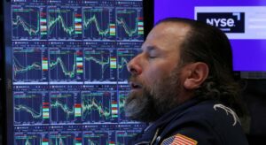 Wall Street firma la mayor subida semanal desde noviembre de 2022 tras el bandazo arancelario de Trump