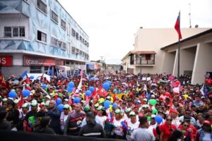 Yulisbeth García es presentada como candidata a la Gobernación del estado Bolívar en San Félix | Diario El Luchador