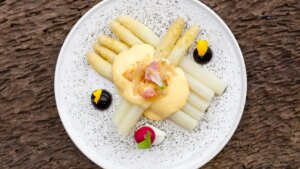 el ingrediente para hacer de un bote de espárragos una cena fácil, rápida y saludable