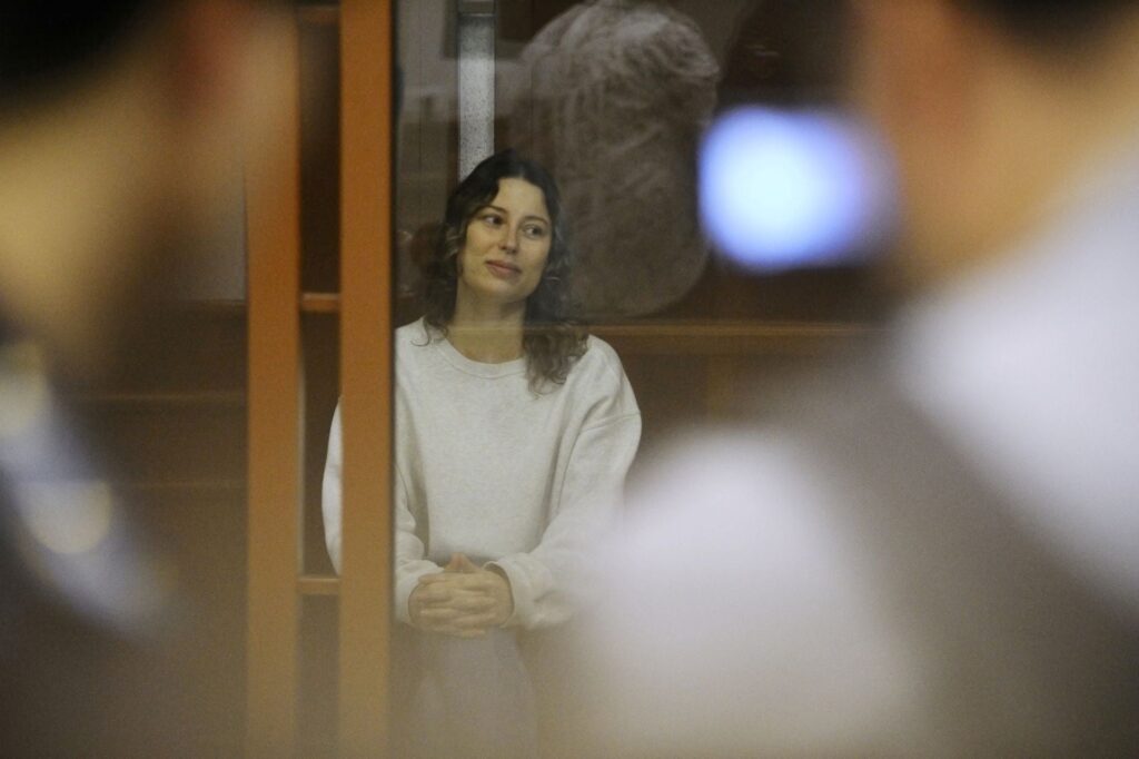 un nuevo intercambio de prisioneros entre EE.UU. y Rusia la deja en libertad tras un año