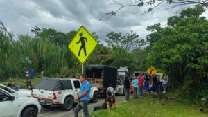 ¿Cómo se logró levantar el bloqueo en la vía que va de Buenaventura a Buga, en el Valle del Cauca?