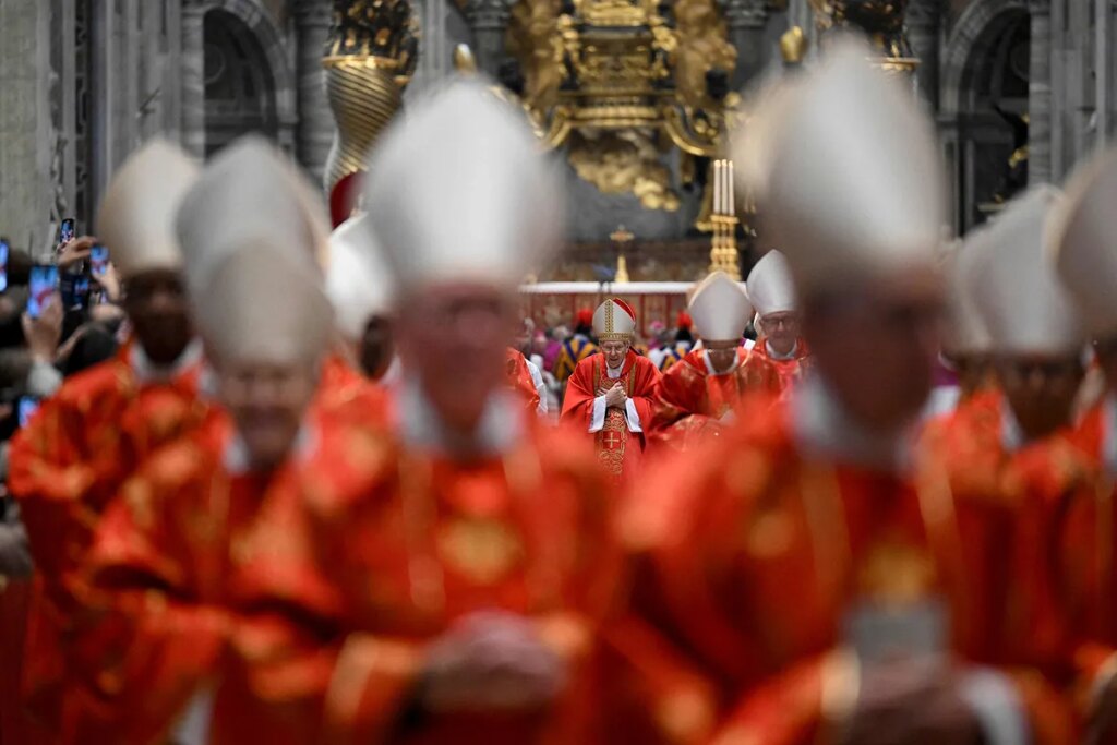 "¡Extra Omnes!": empieza el cónclave para elegir al sucesor del Papa Francisco