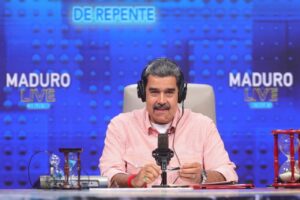 Maduro mantiene el salario mínimo y las pensiones en poco más de un euro mensual, unas de las peores cifras del mundo