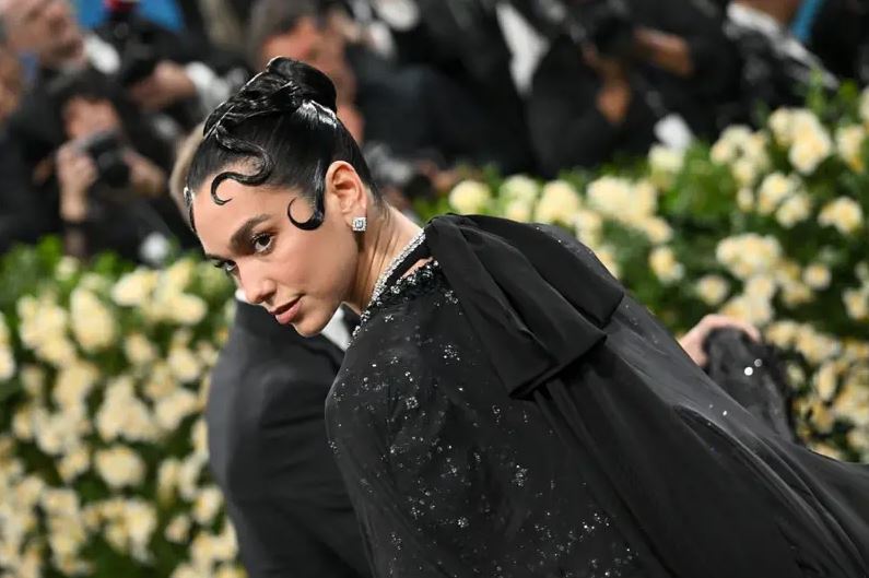 Met Gala 2025: los extravagantes atuendos de las celebridades en la gala más importante del mundo de la moda - AlbertoNews