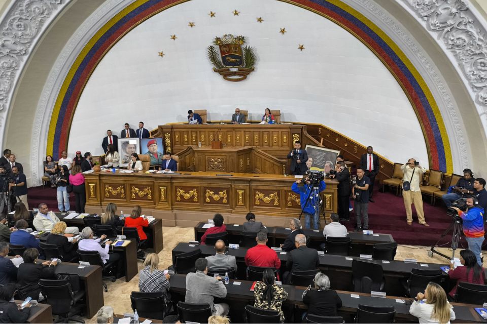 AN lleva más de un mes sin sesionar en medio de campaña