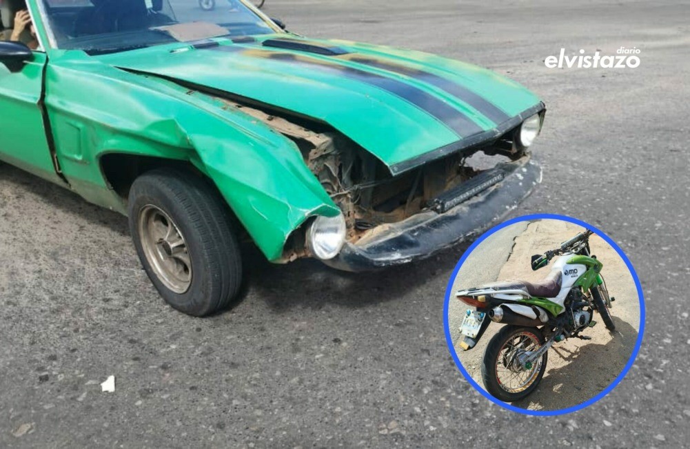 Accidente entre Mustang y moto deja dos lesionados la mañana de este miércoles en El Tigre