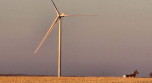 Acciona mantiene expectativas de crecimiento y espera lograr un 'ebitda' de hasta 3.000 millones en 2025