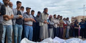 Al menos 82 muertos en Gaza tras nuevos bombardeos israelíes