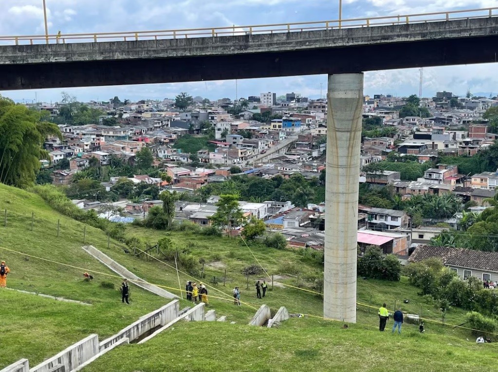 Al menos nueve estudiantes muertos deja un accidente de tránsito en el centro de Colombia - AlbertoNews