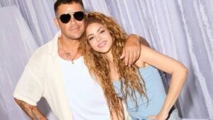 Alejandro Sanz anunció colaboración con Shakira
