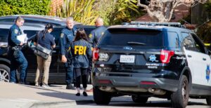 Autoridades de EEUU investigan presunta amenaza a Trump de exjefe de FBI - AlbertoNews