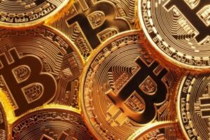Bitcoin roza los US$ 104.000 ante un mayor apetito por el riesgo