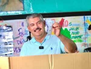 Candidato Luis Caldera: Simulacro Electoral es una fiesta democrática ejemplo para el mundo - Yvke Mundial