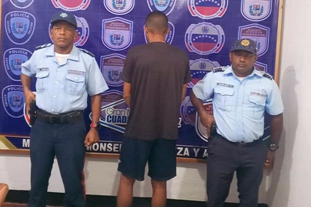 Capturado empleado de posada por robar 200 dólares