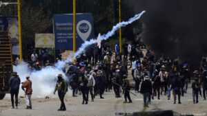 Choques en Bolivia entre policías y afines a Evo Morales – DW – 17/05/2025
