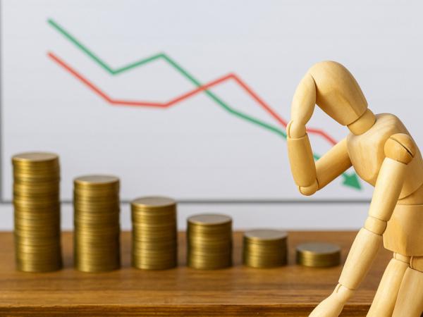 Cómo la economía digital está llevando a la generación Z a niveles récord de endeudamiento | Finanzas | Economía