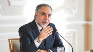 Congresistas colombianos proponen moción de censura a Armando Benedetti por tráfico de influencias