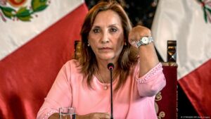 Congreso archiva denuncia contra Boluarte por 'Rolexgate' – DW – 24/05/2025