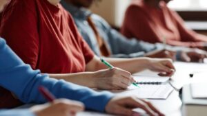 Convocatoria para formación gratuita en áreas como tecnología, música y marketing