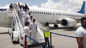 Cuba recibe a 130 migrantes irregulares deportados desde EE.UU.