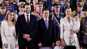 Daniel Noboa jura el cargo como presidente de Ecuador – DW – 24/05/2025