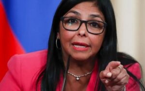 Delcy Rodríguez perdió los estribos por el plan de EEUU para forzar un cambio en Venezuela
