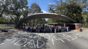 Estudiantes ucevistas rememoran a mártires de protestas contra Maduro desde 2014