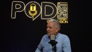 Digitalizar el sistema de salud ofrece Elio Serrano