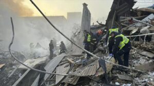 EE. UU. responde a Putin que antes de negociar es necesario un alto el fuego, "no al revés"