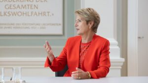 EEUU ofrece a Suiza negociaciones aceleradas para llegar a un acuerdo sobre aranceles - AlbertoNews