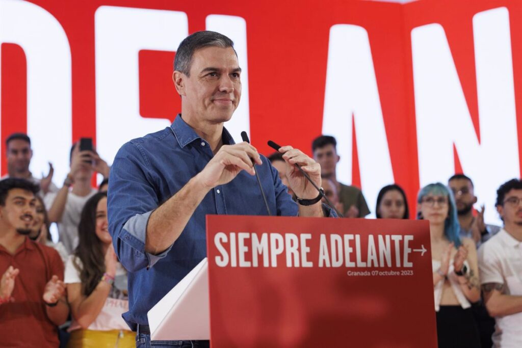 El PSOE aumenta su distancia con el PP en intención de voto tras el apagón, según el CIS 'flash'