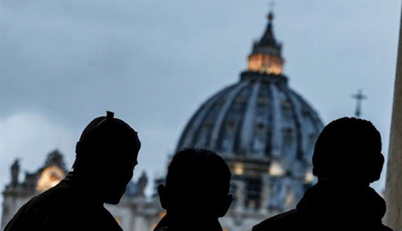 El Vaticano desactivará la cobertura de telefonía móvil para aislar el cónclave - AlbertoNews