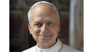 El Vaticano publicó el retrato oficial del papa León XIV
