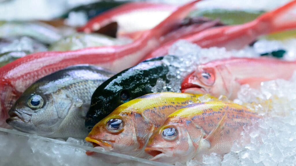 El aviso de un pescadero sobre el tipo de pescado que se ofrecen a los niños: "No todos son seguros"