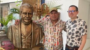 El busto de Juan José Nieto, único presidente negro, llega a la Casa de Nariño, en un acto de justicia histórica