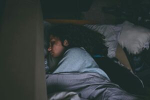 El cerebro trabaja el doble de lo que creíamos mientras dormimos. Al menos en lo que respecta a las memorias
