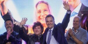 El partido de Milei se impone en las legislativas de Buenos Aires y el kirchnerismo queda en el segundo puesto